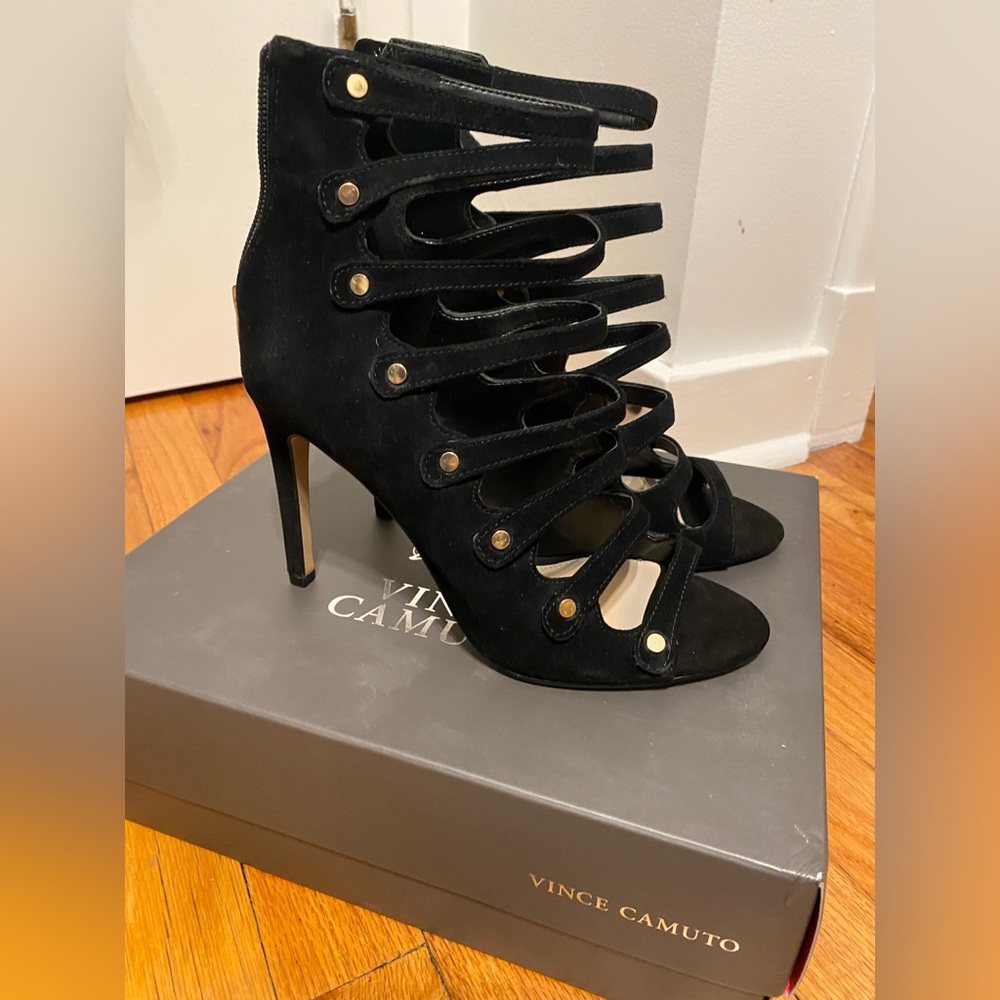 Vince Camuto Kanastas Black Suede open toe.